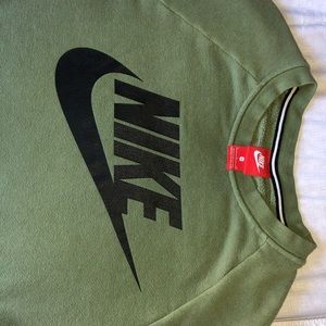 Nike Women’s Crewneck Sweatshirt